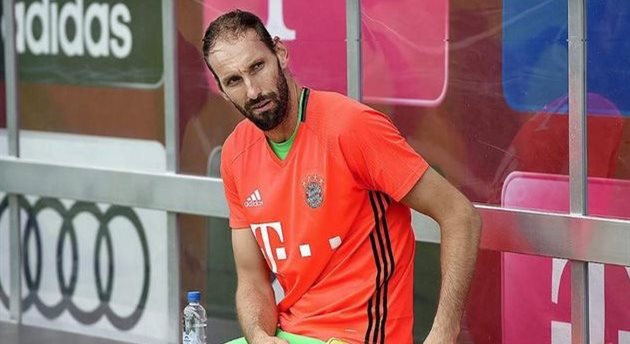 Бавария дозаявила вратаря в Лигу чемпионов